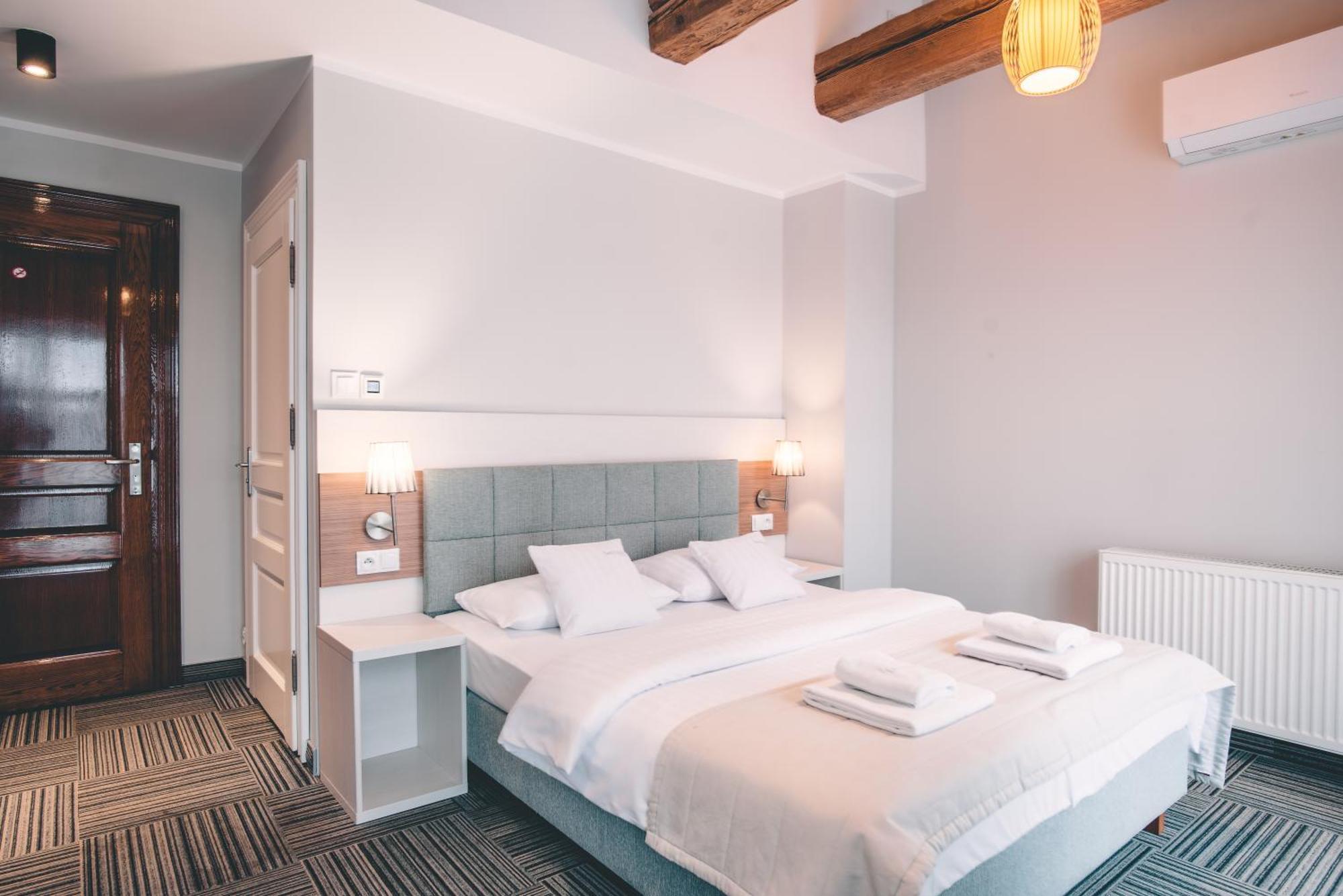 Fortune Old Town Boutique Hotel ポズナン エクステリア 写真